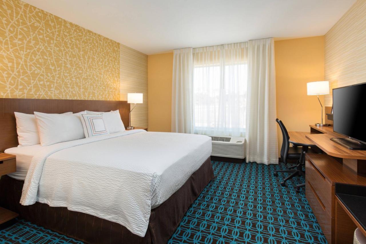 Fairfield Inn & Suites By Marriott Sacramento Folsom Exterior photo